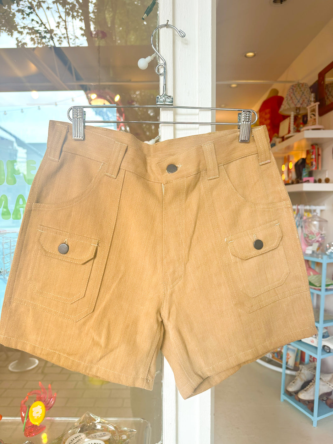 60s pocket front camel shorts