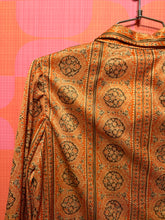 Load image into Gallery viewer, 70s tapestry print button up
